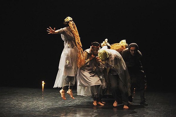 سفیر یونان به تماشای «هیپولیت» نشست