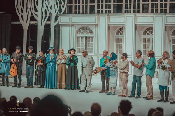 آغاز اجرای تئاتر «سه خواهر و دیگران» در تالار اصلی تئاتر شهر