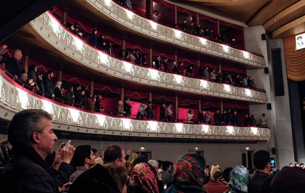 مدیر تالار وحدت تغییر می‌کند