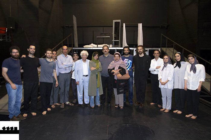 «اردشیر کامکار» و «لوریس چکناواریان» به تماشای نمایش «مستاجر» نشستند