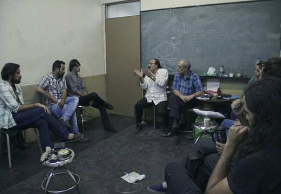 حضور اردشیر صالح پور و آندرانیک خچومیان درتمرینات نمایش ˝لابراتوار˝