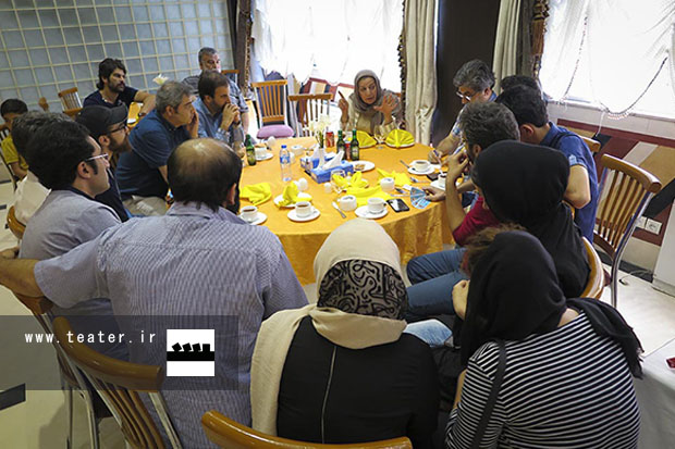 نشست مدیران هنرهای نمایشی با گروه‌های عروسکی شهرستان‌ها