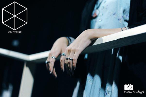 نمایشی که تماشاگران را درون یک مکعب می‌برد