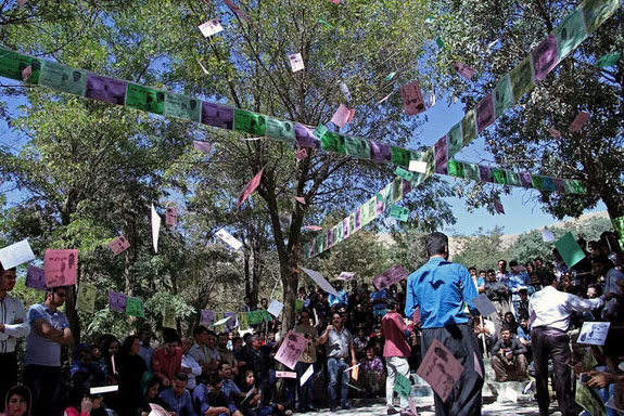 یازدهمین جشنواره تئاتر خیابانی مریوان آغاز شد