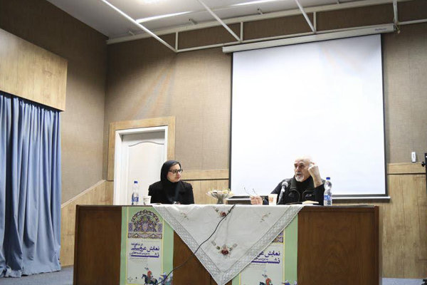 فردوسی زنده کننده اساطیر و بخشی از تاریخ و صفت ایرانی است