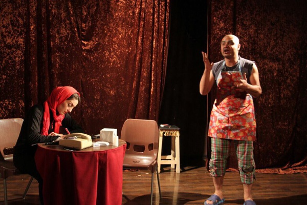 حسن اسدی «زیرزمین» را روی صحنه می‌برد