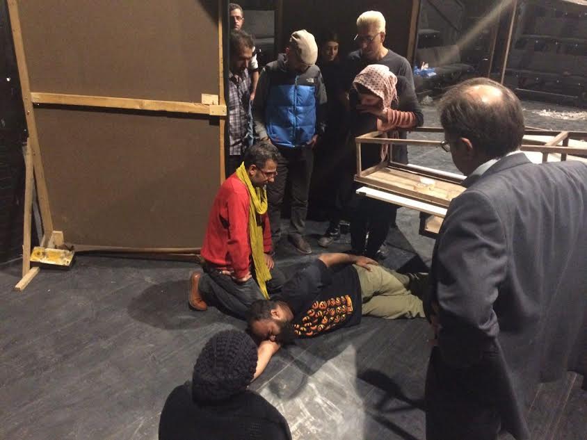 اجرای نمایش «آخرین انار دنیا» به تعویق افتاد