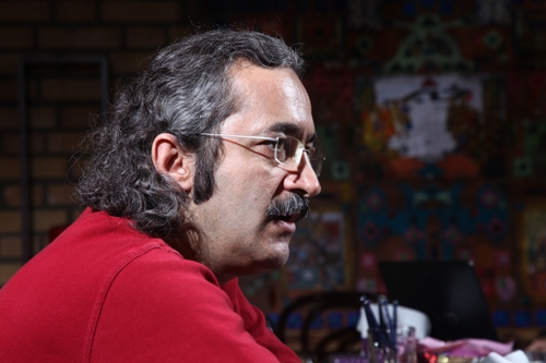 هنرمند اصيل نافرمان است