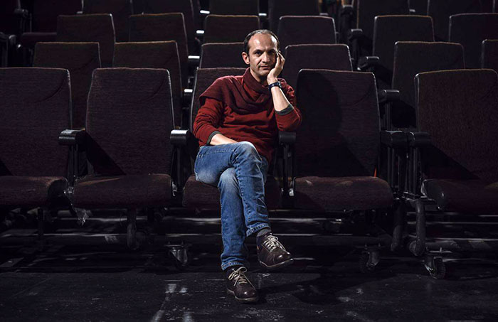 از تئاتر سیاست‌زدایی کرده‌اند