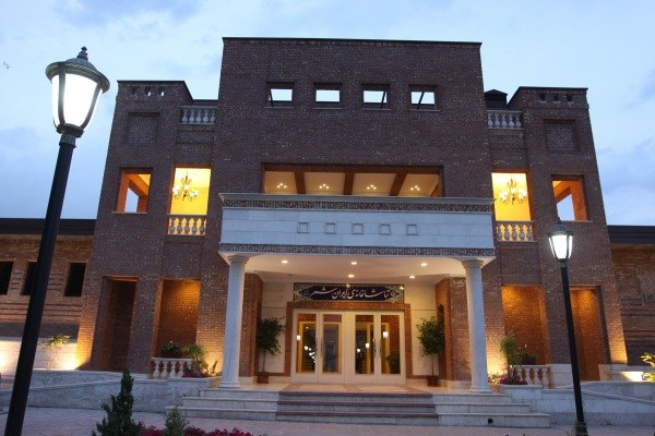 تماشاخانه ایرانشهر به مناسبت وفات حضرت معصومه (س) تعطیل است