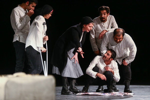 نگاهی به نمایش «ریچارد سوم اجرا نمی‌شود» به کارگردانی اصغر نوری