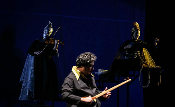 چرا تماشاگر باید برنجد