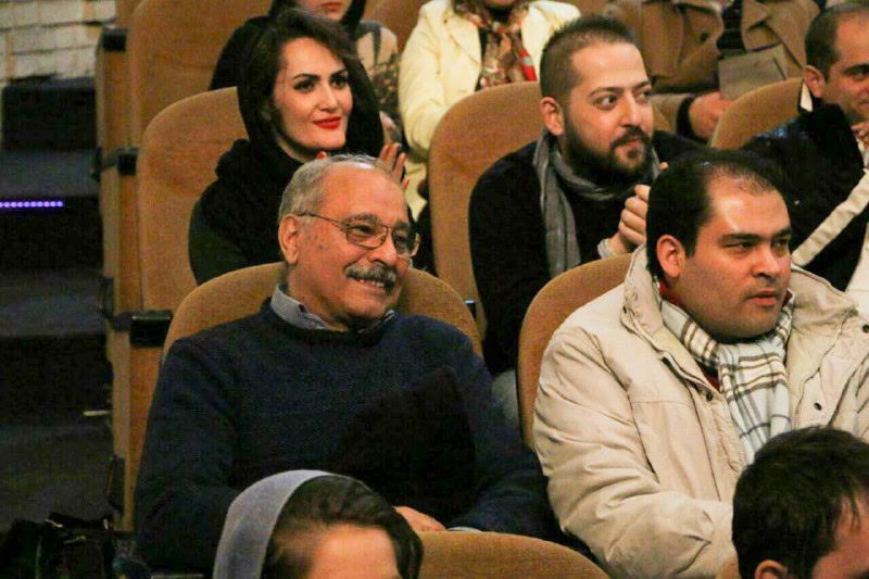 یادداشت دکتر خاکی برای نمایش دیوان تئاترال یادداشت دکتر خاکی برای نمایش دیوان تئاترال