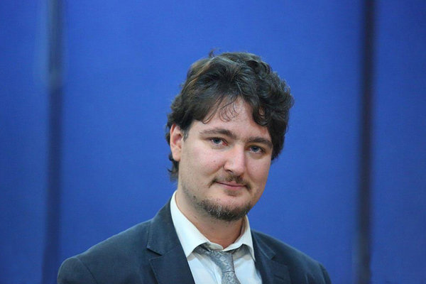 تئاتر ایران به سمت مدرن شدن می‌رود