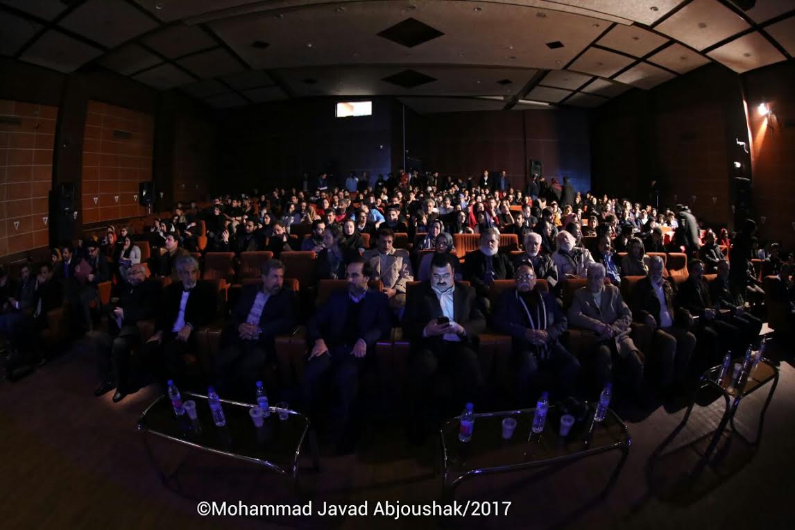 گزارش اختتامیه جشنواره تئاتر فجر در مشهد/ برگزیدگان مسابقه نمایشنامه خوانی گزارش اختتامیه جشنواره تئاتر فجر در مشهد/ برگزیدگان مسابقه نمایشنامه خوانی