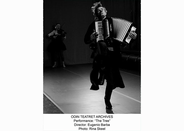 برنامه های تئاتر 