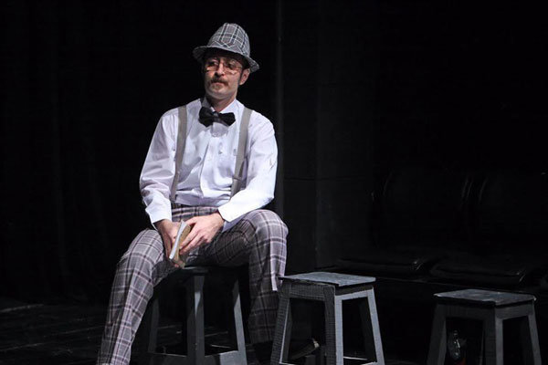 بازیگر نمایش «کمدی استشمامات» تغییر کرد بازیگر نمایش «کمدی استشمامات» تغییر کرد