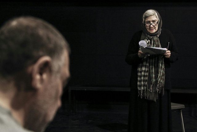 تئاتر تئاتر