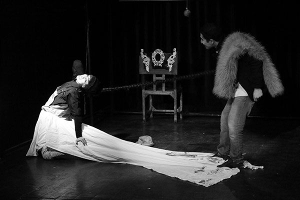 اجرای «حرف بزن مده آ» در جشنواره CHELoVEK روسیه