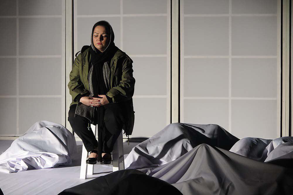 تقدیم اولین اجرای نمایش «شلتر» به ویشکا آسایش