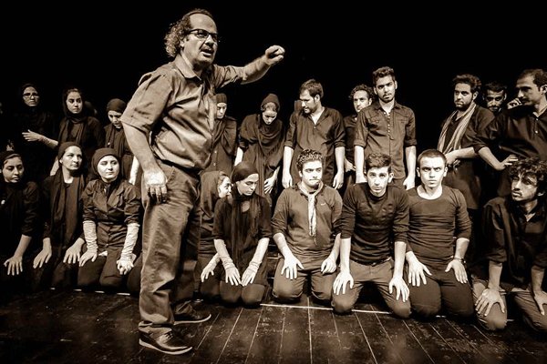 «من» همچنان در پردیس تئاتر تهران می ماند