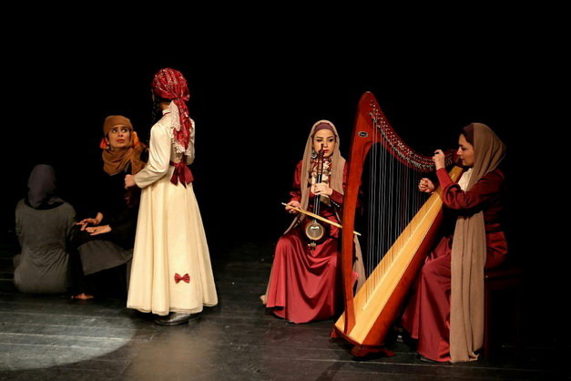 اجرای یک تئاتر را در اینستاگرام ببینید اجرای یک تئاتر را در اینستاگرام ببینید