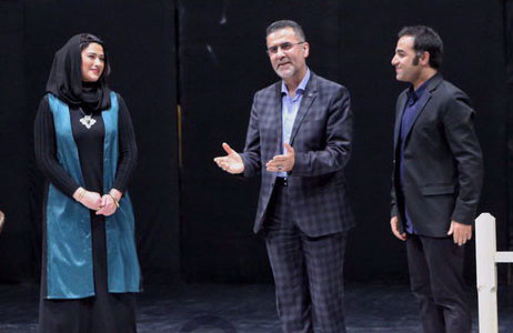 حجت‌الله ایوبی «نویسنده مرده است» را افتتاح کرد