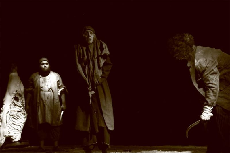 نقد و بررسی نمایش  نقد و بررسی نمایش