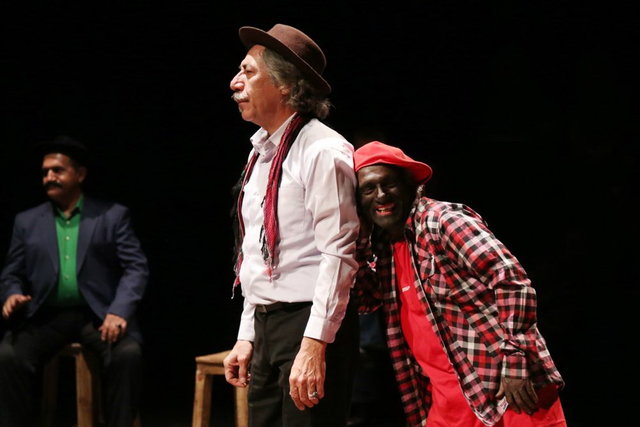 «سایه تو سایه» برای دانشجویان نیم بها است «سایه تو سایه» برای دانشجویان نیم بها است