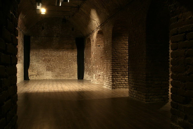 برگزیده جشنواره مونولوگ دانشگاه هنر در تماشاخانه «دا» برگزیده جشنواره مونولوگ دانشگاه هنر در تماشاخانه «دا»