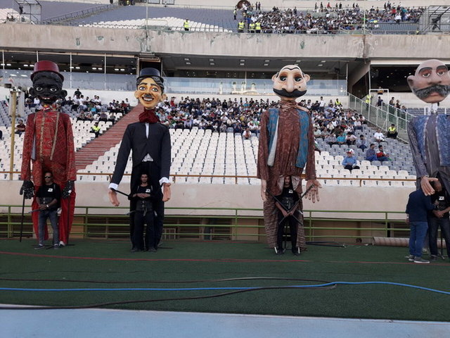 تئاتر در استادیومهای فوتبال تئاتر در استادیومهای فوتبال