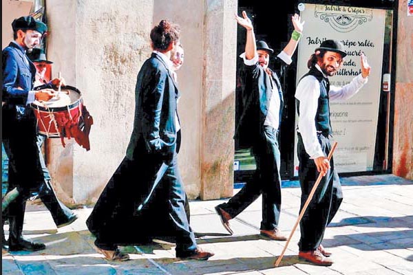 گزارشی از جشنواره تئاتر آوینیون فرانسه / پیوند معماری با تئاتر