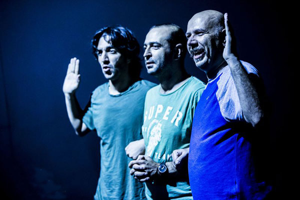 «بهمن کوچیک» در راه لندن و استکهلم