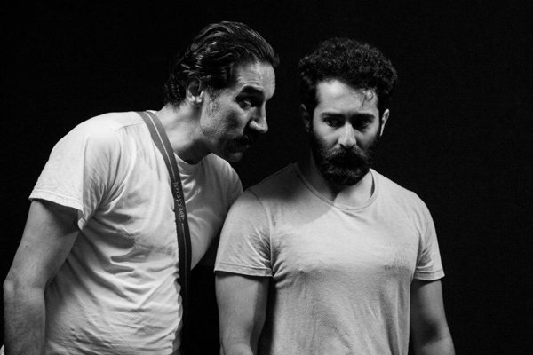 «برج‌های خاموش» از ۲۰ مردادماه روی صحنه می‌رود