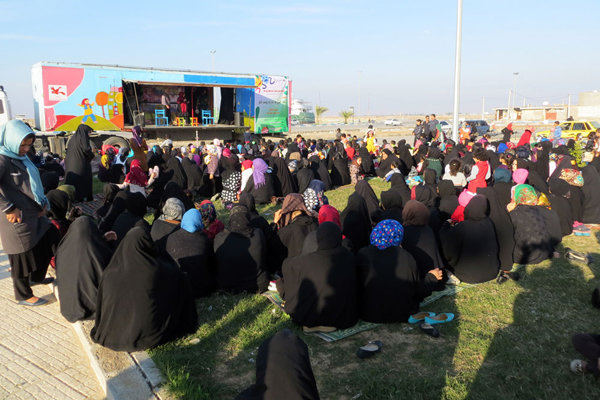 برنامه‌ شهریورماه تریلی نمایش سیار کانون پرورش فکری