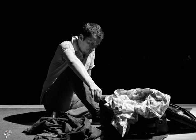 این نمایش به عناصر تجاری نیاز ندارد !