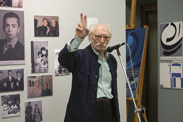 نمایشگاه اسناد تصویری اکبر رادی افتتاح شد