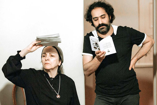 سیاه‌بازی‌هم در جهان متکثر امروز، جایگاه خودش را دارد