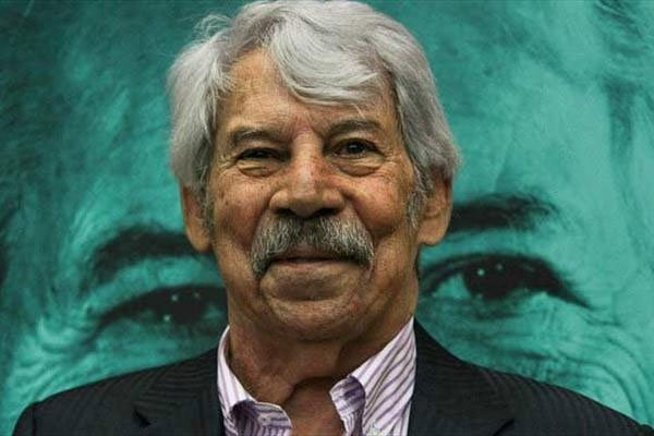 پخش یک یادگار تئاتری از داوود رشیدی در شبکه چهار پخش یک یادگار تئاتری از داوود رشیدی در شبکه چهار