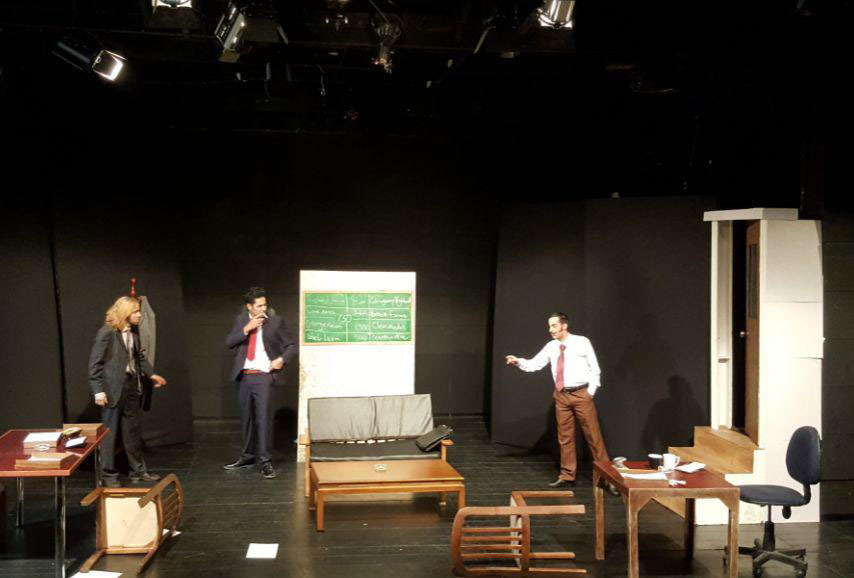 اجرایی نوین از نمایشنامه «گلن گری گلن راس» در تماشاخانه پایتخت اجرایی نوین از نمایشنامه «گلن گری گلن راس» در تماشاخانه پایتخت