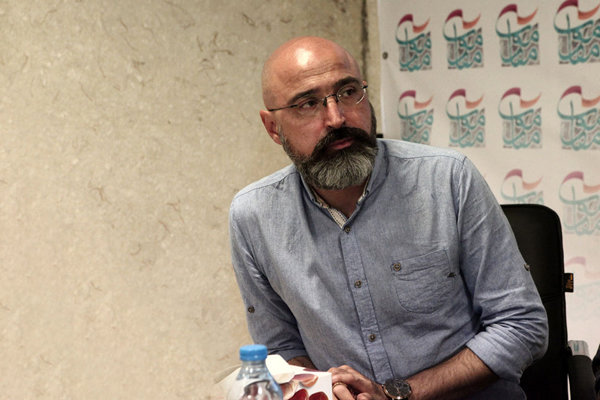 قرارداد کتبی با سامان ارسطو نداشتیم