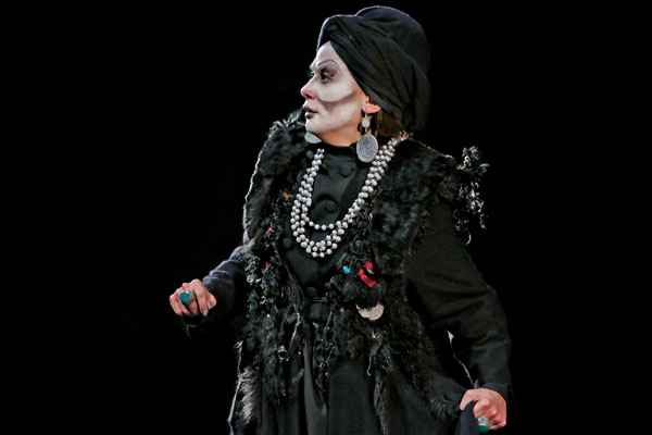 بازگشت دوباره به تئاتر برای پالایش بازگشت دوباره به تئاتر برای پالایش