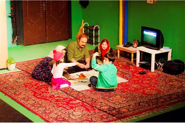 با خوراکی به تماشای «عقل صورتی» ننشینید با خوراکی به تماشای «عقل صورتی» ننشینید