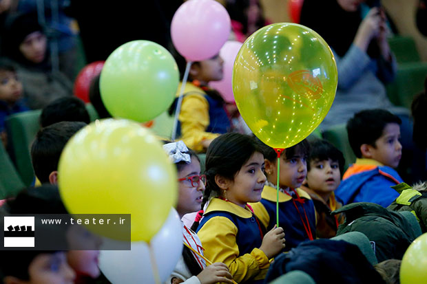 «تک نوازی دو نفره» در روز چهارم جشنواره تئاتر کودک «تک نوازی دو نفره» در روز چهارم جشنواره تئاتر کودک