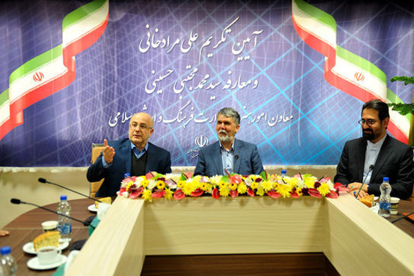 وزیر در صدور مجوزها دخالت نمیکند وزیر در صدور مجوزها دخالت نمیکند