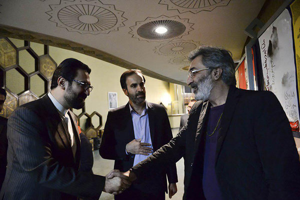 اولین بازدید معاون هنری از مجموعه تئاتر شهر اولین بازدید معاون هنری از مجموعه تئاتر شهر