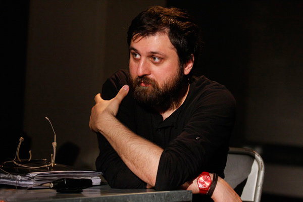 دست ما بسته است