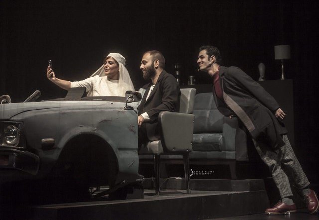 انصراف یک گروه از جشنواره تئاتر فجر