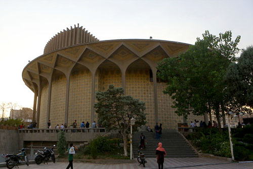 ادای احترام آثار نمایشی تئاترشهر به درگذشتگان «سانچی»