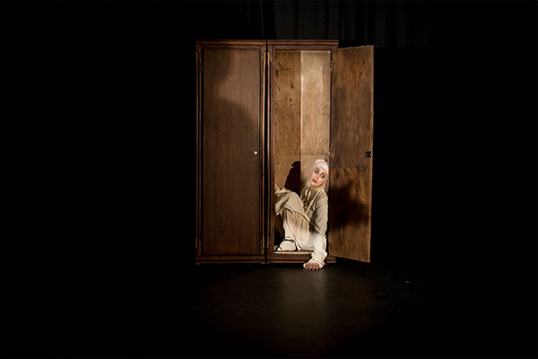 «تو مشغول مردن ات بودی» در جشنواره فجر به صحنه می رود